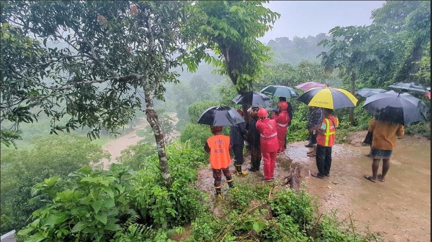 1 killed after being crushed under a tree in Rangamati