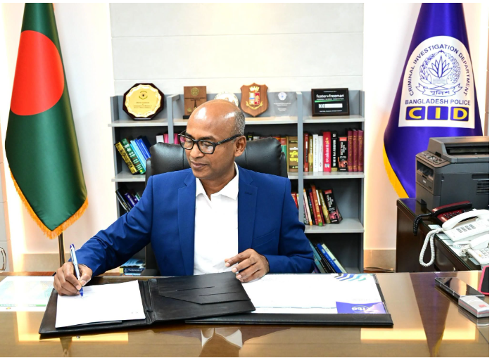 Barrister Mosharraf Hossain takes charge as CID chief